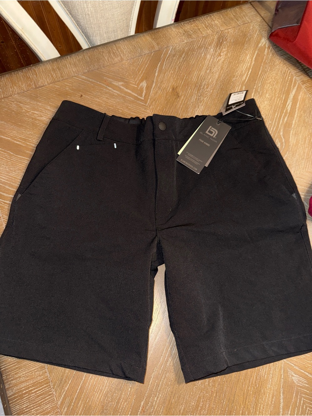 NWT Blanc Noir Shorts Preppy Golf Athleisure Mens Shorts  Size 38 Black